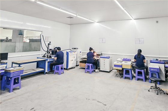 定制的起订量是多少? 定制的起订量是多少?