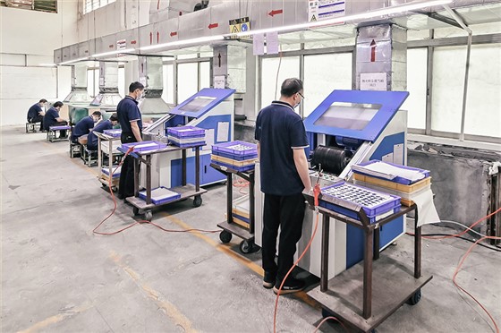 产品的保修期是多久? 产品的保修期是多久?